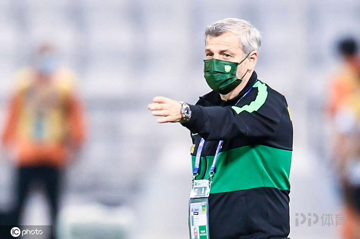 关于冲刺阶段菲尼克斯太阳备战亚冠，完成体检细节曝光，底气十足，临场指挥获称赞的信息